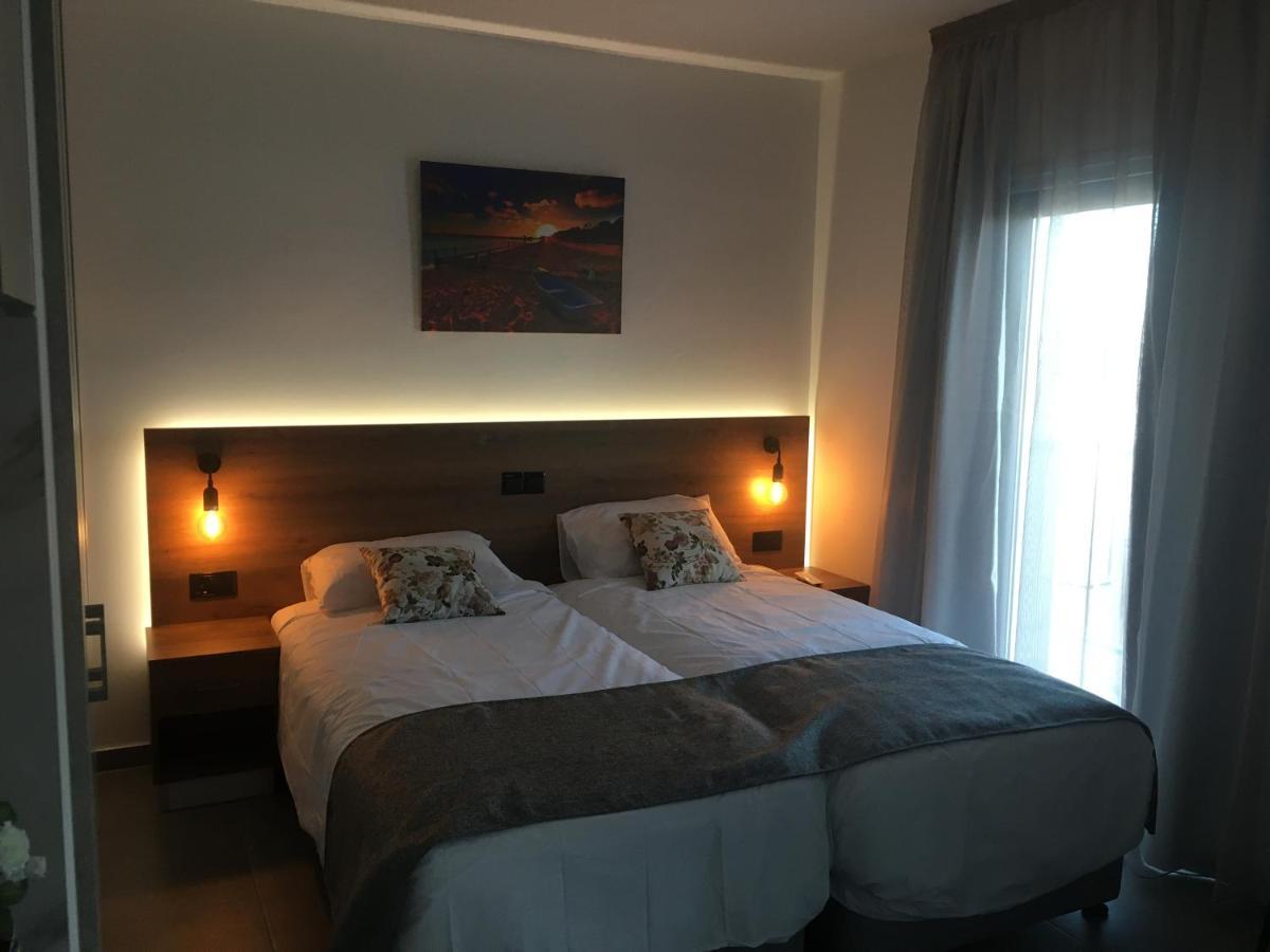 Ellenapa Apts & Studios Ayia Napa Exterior foto