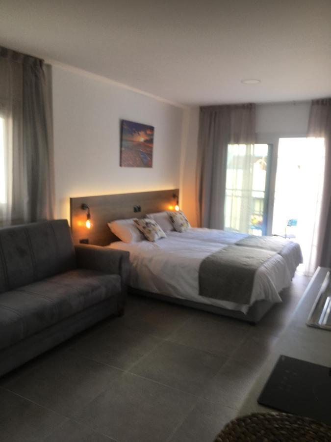 Ellenapa Apts & Studios Ayia Napa Exterior foto
