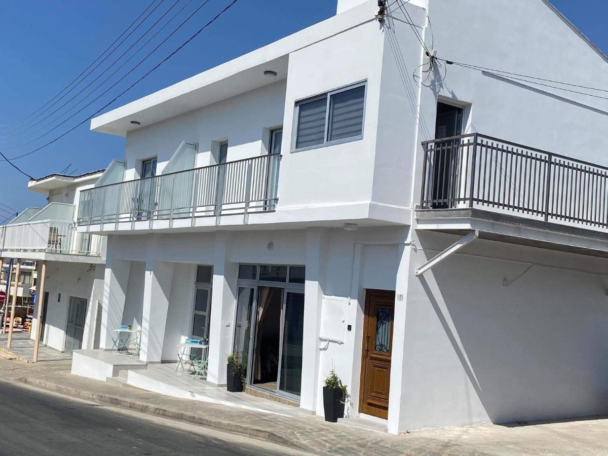 Ellenapa Apts & Studios Ayia Napa Exterior foto