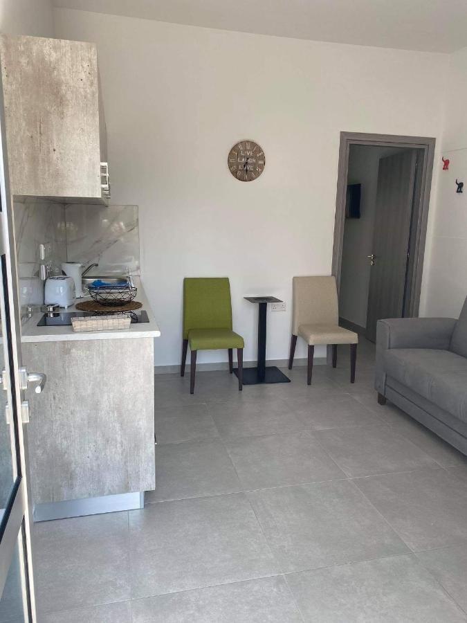 Ellenapa Apts & Studios Ayia Napa Exterior foto