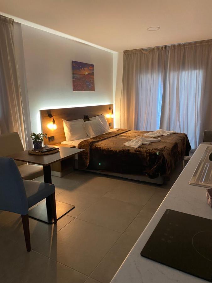 Ellenapa Apts & Studios Ayia Napa Exterior foto